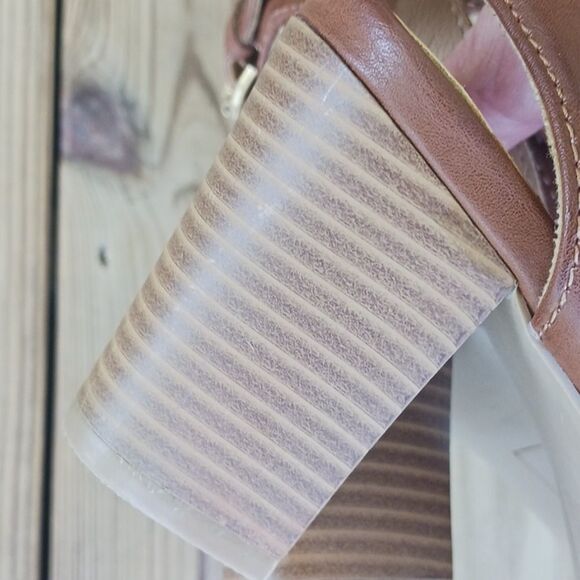 New Directions chunk heel sandals size 7.5 - Picture 8 of 10